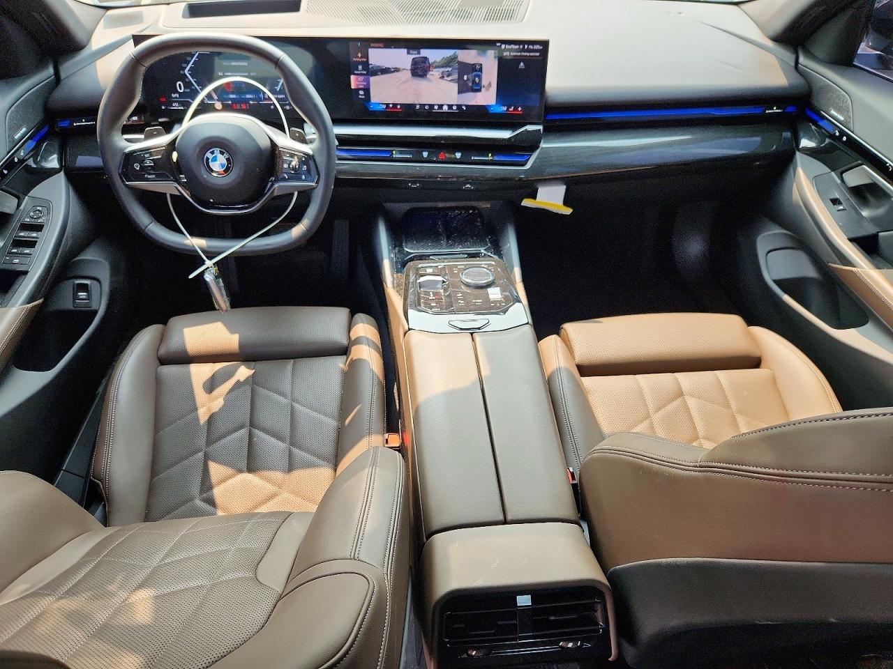 2024 BMW 5 Series VIN WBA53FJ04RCR24223 COPART salvage auction — Rear End, VA - CERT OF TITLE - SALVAGE, sold $29,750 on 2026-08-11 (photo 8)