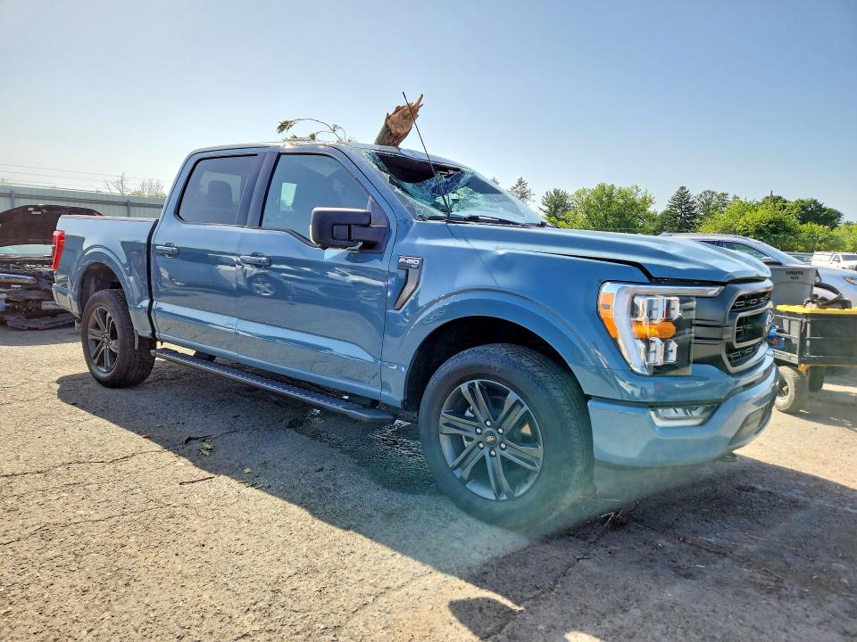 2023 Ford F-150 lightning VIN 1FTFW1E83PKE23053 COPART salvage auction — ROOF, PA - CERTIFICATE OF SALVAGE, sold $9,200 on 2026-07-28 (photo 4)