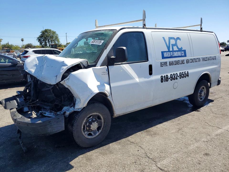 2015 Chevrolet Express VIN 1GCWGFCFXF1263334 COPART salvage auction — FRONT END, Mt - Dis/Dlr/Exp Only Clean Title, sold $550 on 2026-09-01 (photo 1)