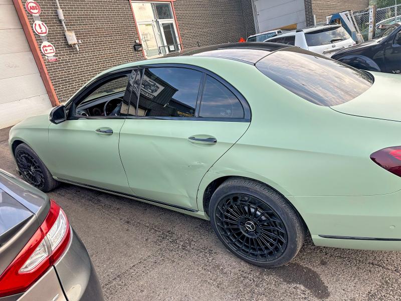 2018 Mercedes-benz E-klasse VIN WDDZF6GB4JA353567 COPART salvage auction — SIDE, On - Permit No Brand - Unfit (P), sold $15,150 on 2026-08-13 (photo 3)