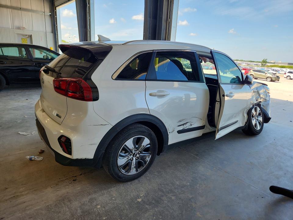 2020 Kia VIN KNDCB3LC1L5424762 COPART salvage auction — FRONT END, NE - CERT OF TITLE-SALVAGE, sold $2,100 on 2026-07-28 (photo 3)