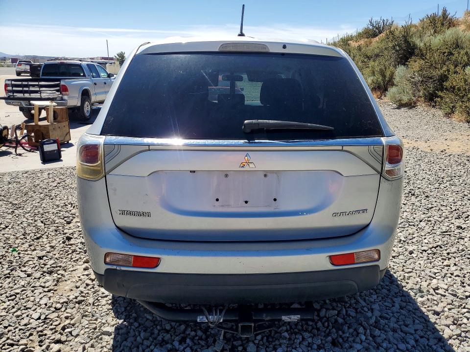 2014 Mitsubishi Outlander VIN JA4AZ3A37EZ015662 COPART salvage auction — SIDE, Salvage Title, sold $550 on 2026-07-16 (photo 6)
