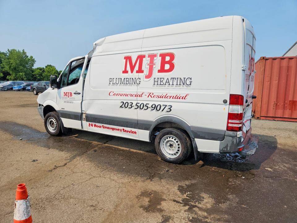 2013 Mercedes-benz Sprinter VIN WD3PE7CC8D5741840 COPART salvage auction — ROOF, CT - CERT OF TITLE-SALVAGE, sold $125 on 2026-07-21 (photo 2)