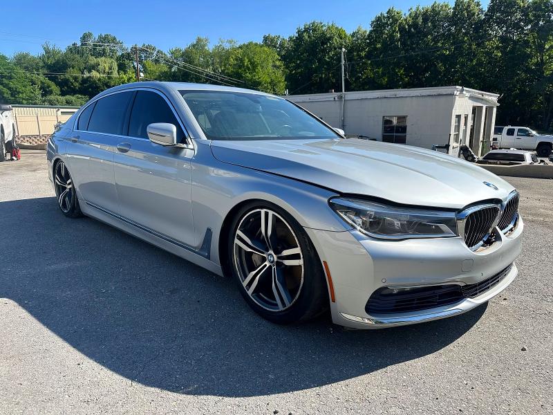 2016 BMW 7er VIN WBA7F2C52GG418042 COPART salvage auction — MINOR DENT/SCRATCHES, In - Certificate Of Title, sold $8,300 on 2026-08-06 (photo 4)