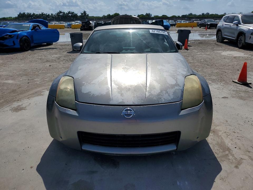 2003 Nissan 350z VIN JN1AZ34D63T102157 COPART salvage auction — MINOR DENT/SCRATCHES, Fl - Certificate Of Title, sold $950 on 2026-07-31 (photo 5)