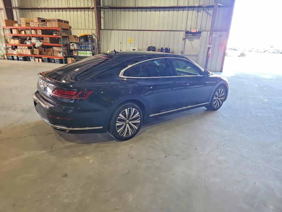 2019 Volkswagen Arteon VIN WVWAR7AN4KE028791 COPART salvage auction — WATER/FLOOD, Fl - Cert Of Title-Slvg Rebld Flood, sold $7,700 on 2026-08-10 (photo 3)
