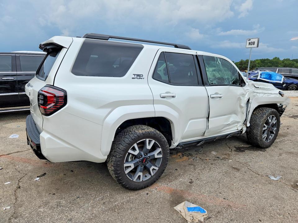 2025 Toyota 4runner VIN JTEVA5BR9S5001418 COPART salvage auction — SIDE, TN - SALVAGE CERTIFICATE (P), sold $18,400 on 2026-07-31 (photo 3)