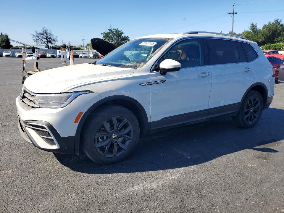 2024 Volkswagen Tiguan VIN 3VVMB7AX7RM064791 — COPART salvage auction photo