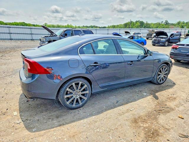 2015 Volvo S60 VIN YV149MFK5F1343312 COPART salvage auction — REAR END, Va - Cert Of Title - Salvage, sold $2,700 on 2026-08-12 (photo 3)