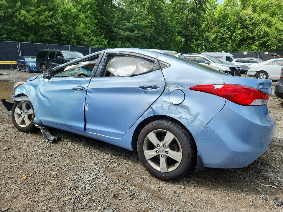 2013 Hyundai Elantra VIN KMHDH4AE4DU753231 COPART salvage auction — ROLLOVER, Md - Cert Of Salvage > 75% Damage, sold $225 on 2026-07-21 (photo 2)