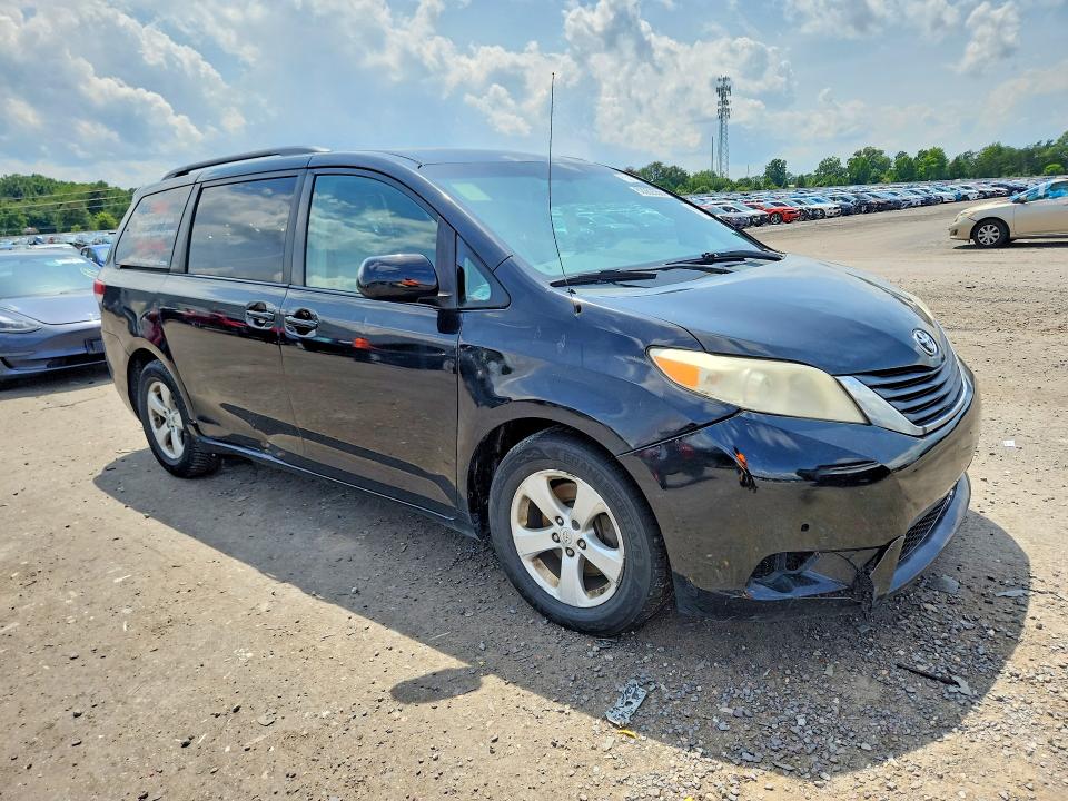 2012 Toyota Sienna VIN 5TDKK3DC1CS198615 COPART salvage auction — FRONT END, Va - Certificate Of Title (P), sold $1,450 on 2026-07-29 (photo 4)