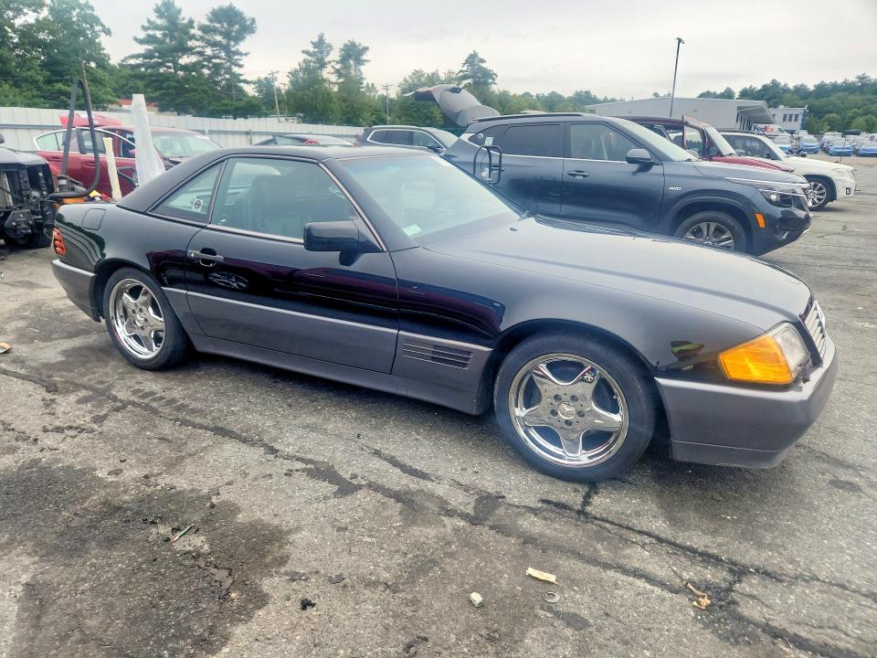 1992 Mercedes-benz 300 VIN WDBFA61E8NF044495 COPART salvage auction — NORMAL WEAR, PA - CERT OF TITLE-A=ANTIQUE VEHICL, sold $1,000 on 2026-07-23 (photo 4)