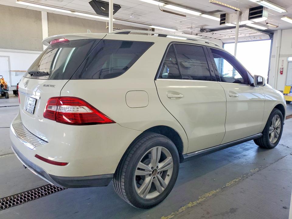 2013 Mercedes-benz M-klasse VIN 4JGDA2EB5DA238586 COPART salvage auction — FRONT END, Salvage Title, sold $60 on 2026-07-24 (photo 3)