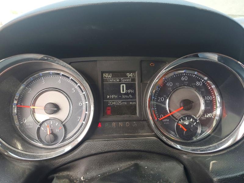 2015 Chrysler Voyager VIN 2C4RC1CG0FR561889 COPART salvage auction — MINOR DENT/SCRATCHES, Ia - Certificate Of Title, sold $725 on 2026-07-31 (photo 9)