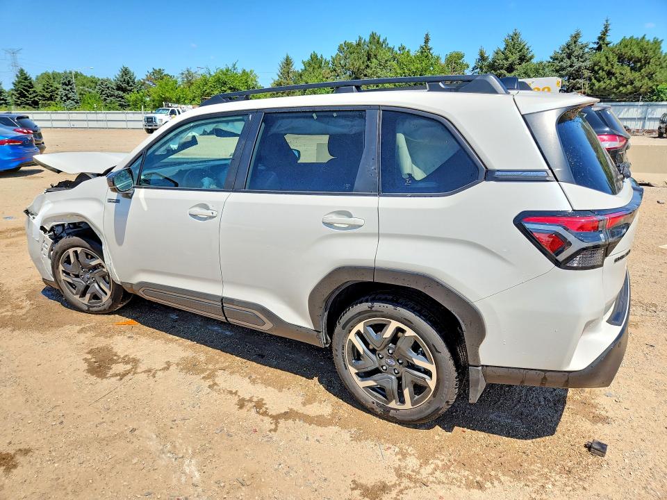 2025 Subaru Forester VIN JF2SLSRD4SH408413 COPART salvage auction — FRONT END, Il - Salvage Certificate, sold $7,000 on 2026-09-01 (photo 2)