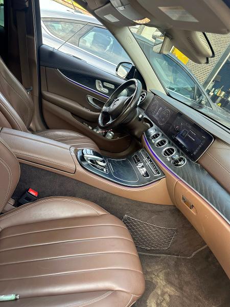 2018 Mercedes-benz E-klasse VIN WDDZF6GB4JA353567 COPART salvage auction — SIDE, On - Permit No Brand - Unfit (P), sold $15,150 on 2026-08-13 (photo 5)
