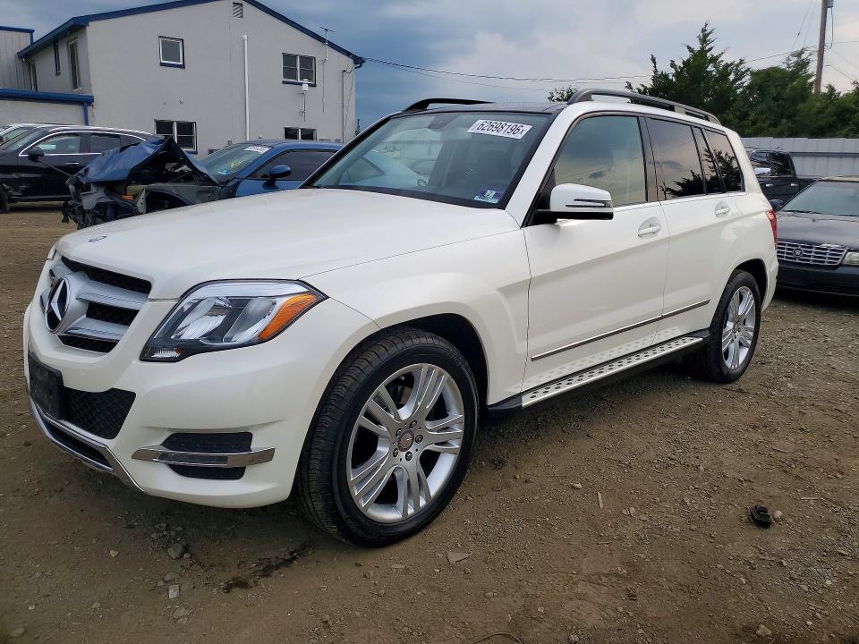 2015 Mercedes-benz Glk-klasse VIN WDCGG8JB4FG436711 COPART salvage auction — MINOR DENT/SCRATCHES, Nj - Certificate Of Title, sold $4,950 on 2026-08-03 (photo 1)