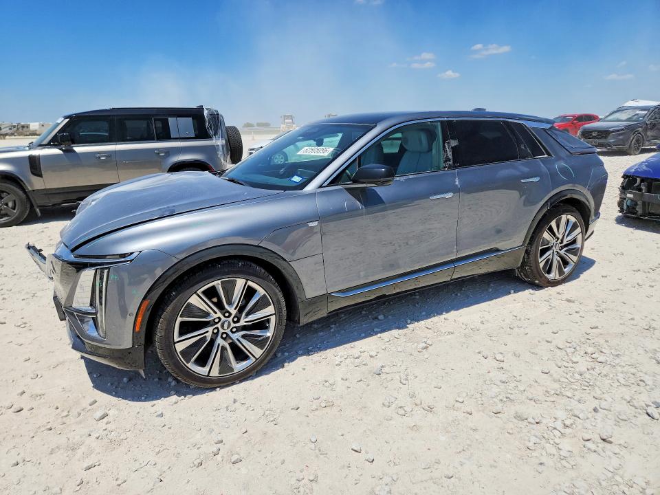 2023 Cadillac Lyriq VIN 1GYKPMRK3PZ001482 — COPART salvage auction photo