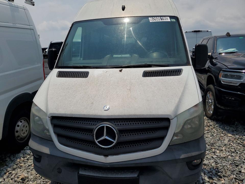 2015 Mercedes-benz Sprinter VIN WDZPE8DC4FP140958 COPART salvage auction — REAR END, FL - CERTIFICATE OF TITLE, sold $4,100 on 2026-08-10 (photo 5)