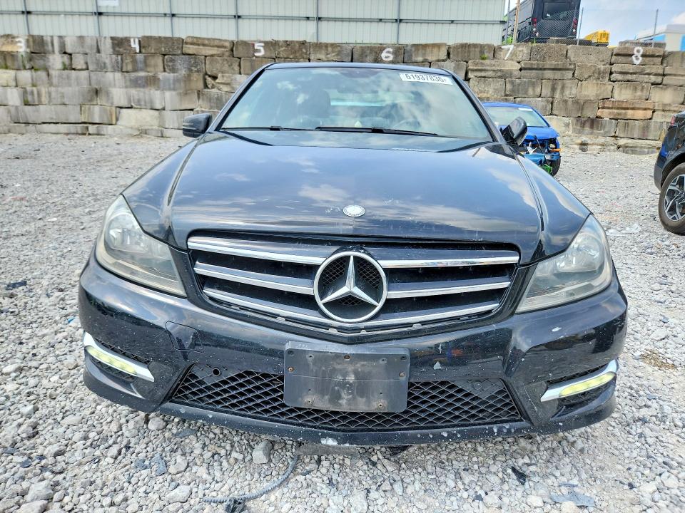 2014 Mercedes-benz C-klasse VIN WDDGF8AB9EG247873 COPART salvage auction — REAR END, Oh - Cert Of Title-Salvage, sold $950 on 2026-08-14 (photo 5)