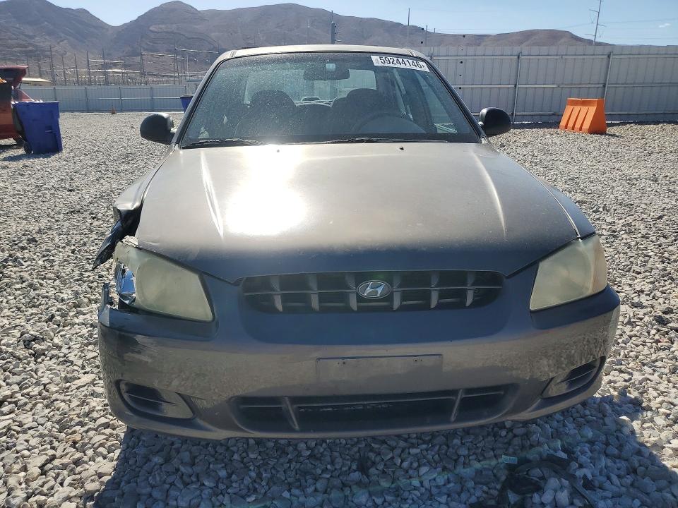 2002 Hyundai Accent VIN KMHCG45C92U395418 COPART salvage auction — FRONT END, Nv - Salvage Title, sold $500 on 2026-07-27 (photo 5)