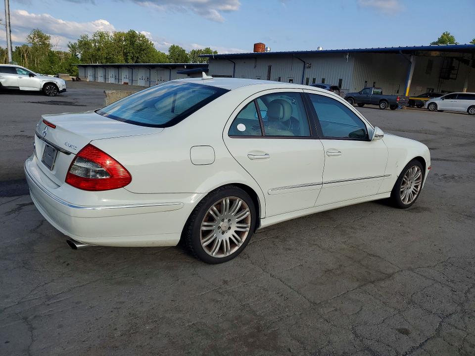 2008 Mercedes-benz E-klasse VIN WDBUF87X68B292415 COPART salvage auction — MINOR DENT/SCRATCHES, Nj - Certificate Of Title, sold $450 on 2026-08-03 (photo 3)