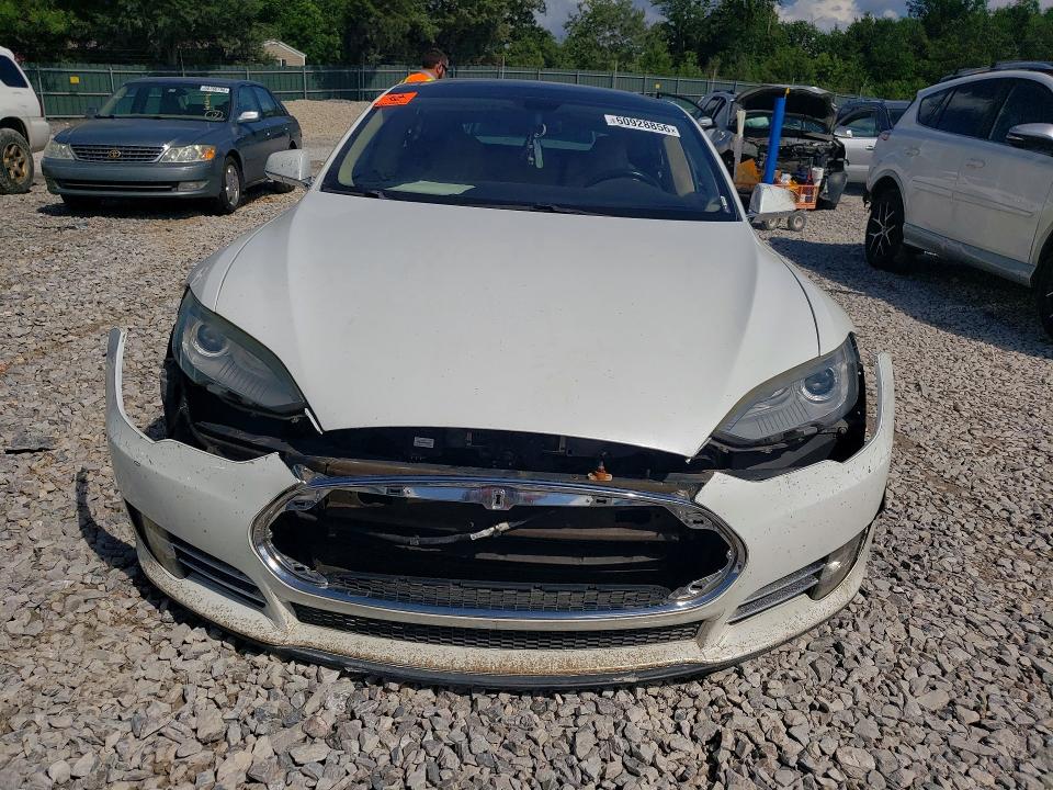 2013 Tesla Model s VIN 5YJSA1DP7DFP06103 COPART salvage auction — FRONT END, TN - CERTIFICATE OF TITLE, sold $2,500 on 2026-07-25 (photo 5)