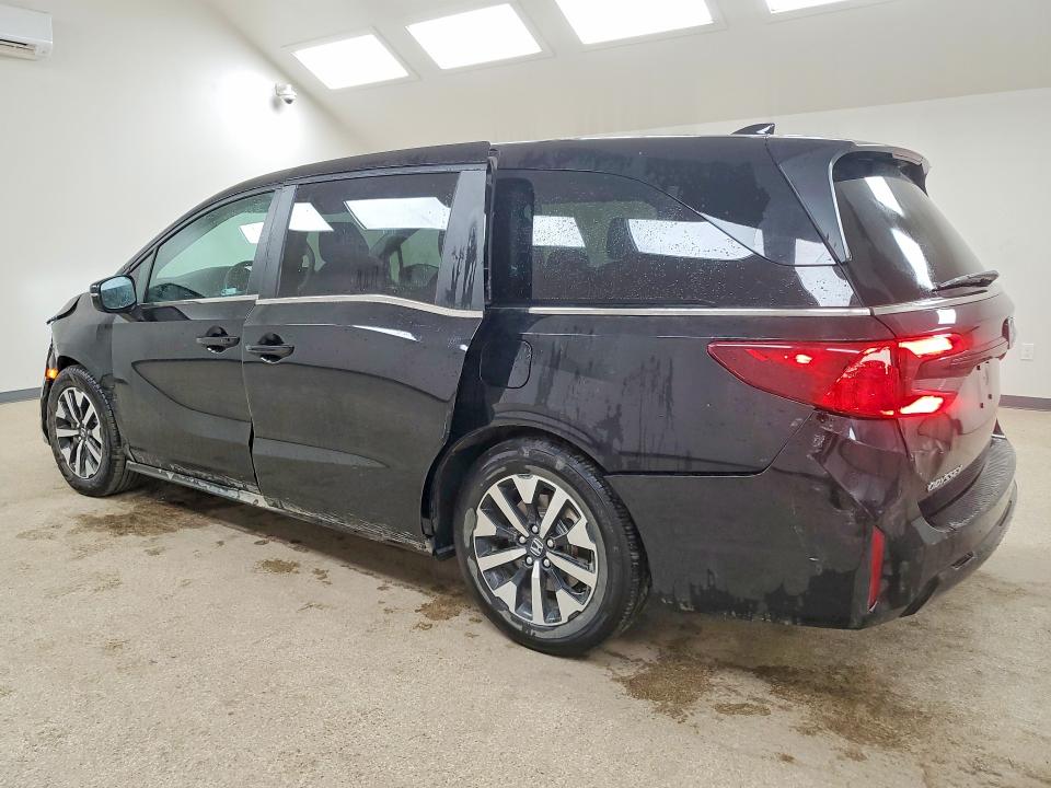 2025 Honda Odyssey VIN 5FNRL6H62SB085874 COPART salvage auction — SIDE, Nv - Certificate Of Title (P), sold $300 on 2026-07-27 (photo 2)