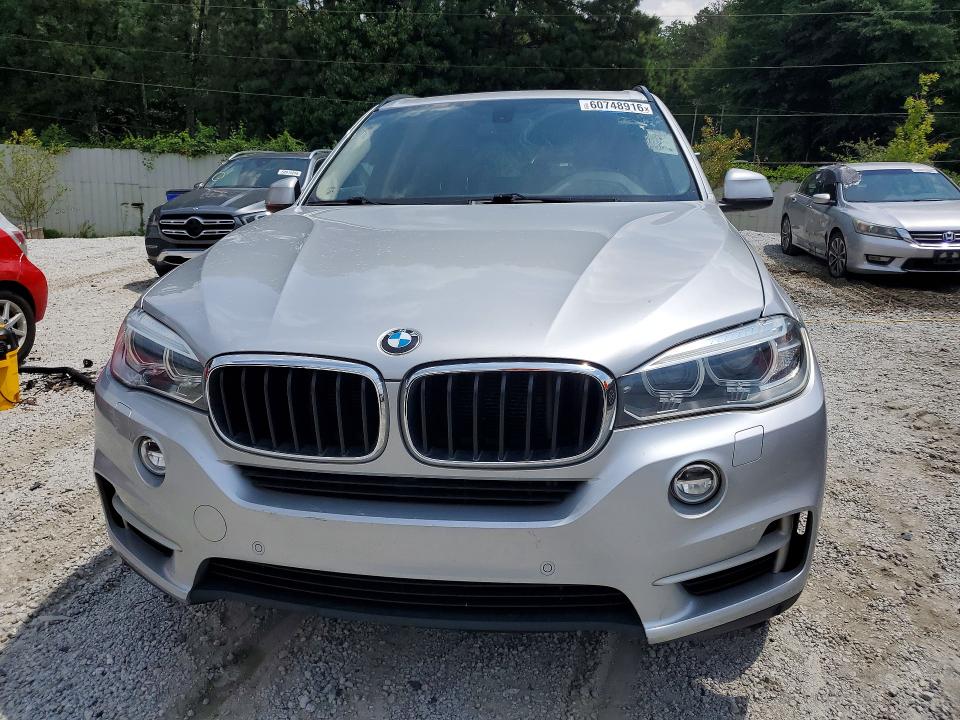2015 BMW X5 VIN 5UXKR0C58F0P06968 COPART salvage auction — MINOR DENT/SCRATCHES, Mt - Certificate Of Title (P), sold $3,600 on 2026-07-27 (photo 5)