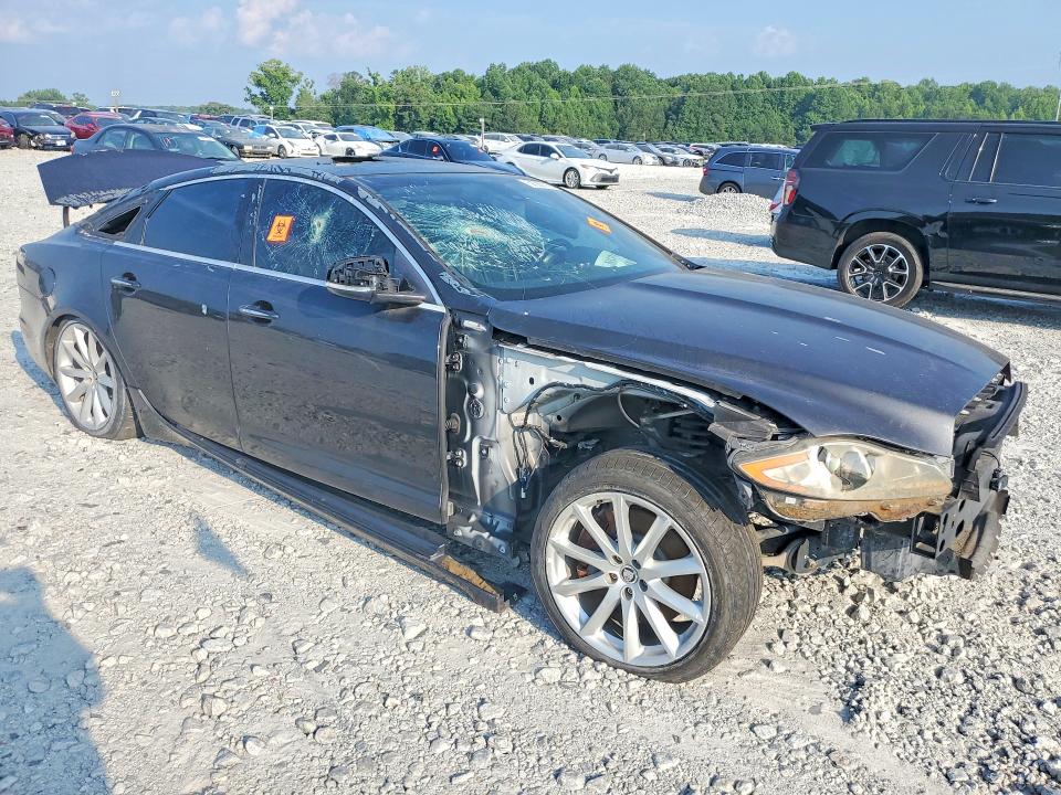 2011 Jaguar Xf VIN SAJWA1CB0BLV21345 COPART salvage auction — FRONT END, Ky - Dealer Only Salvage Title (P), sold $275 on 2026-07-22 (photo 4)