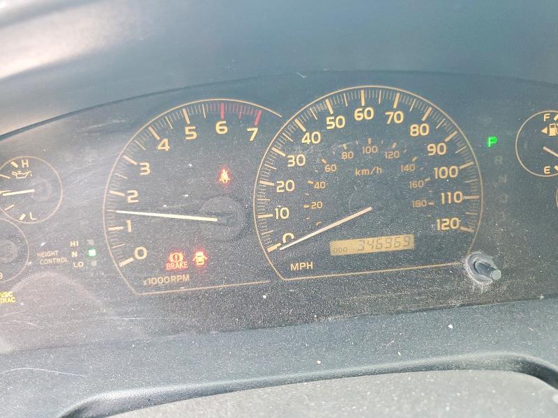 2006 Toyota Sequoia VIN 5TDZT38AX6S280819 COPART salvage auction — MINOR DENT/SCRATCHES, FL - CERT OF TITLE SLVG REBUILDABLE, sold $375 on 2026-07-28 (photo 9)