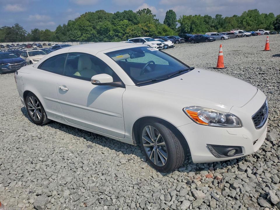 2013 Volvo C70 VIN YV1672MC4DJ138897 COPART salvage auction — MECHANICAL, NC - SALVAGE CERTIFICATE OF TITLE, sold $325 on 2026-08-05 (photo 4)