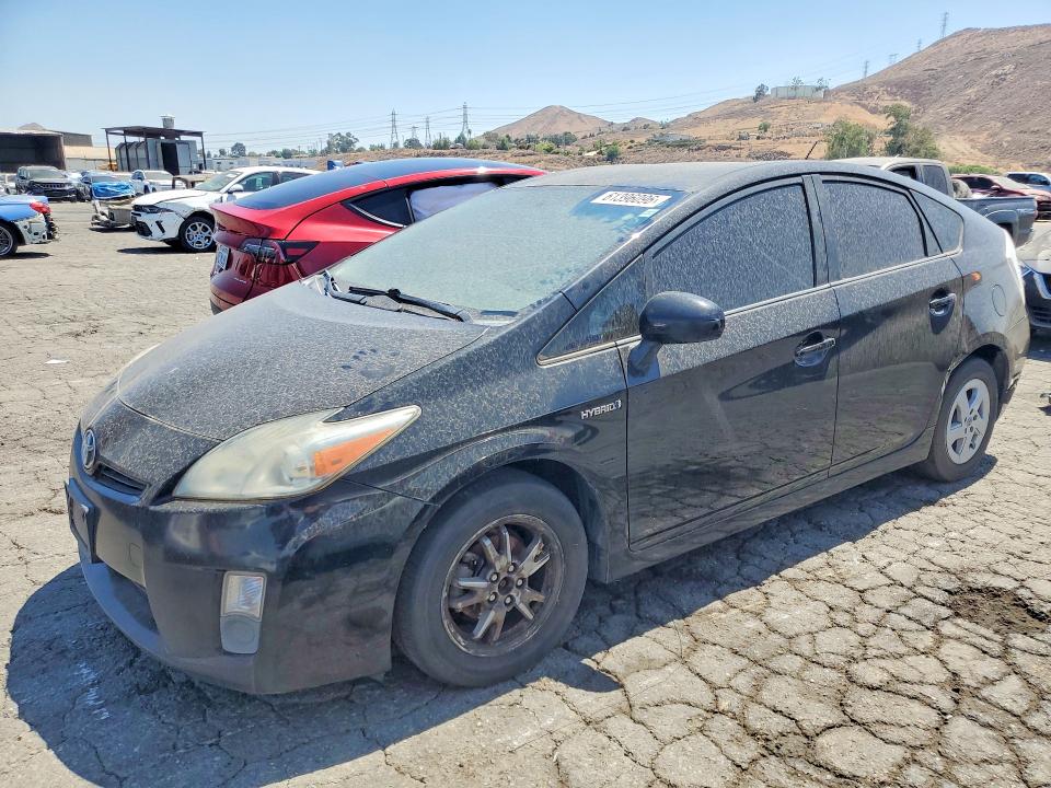 2011 Toyota Prius VIN JTDKN3DUXB0262300 COPART salvage auction — MINOR DENT/SCRATCHES, CA - DIS/DLR/EXP ONLY CLEAN TITLE, sold $875 on 2026-07-20 (photo 1)