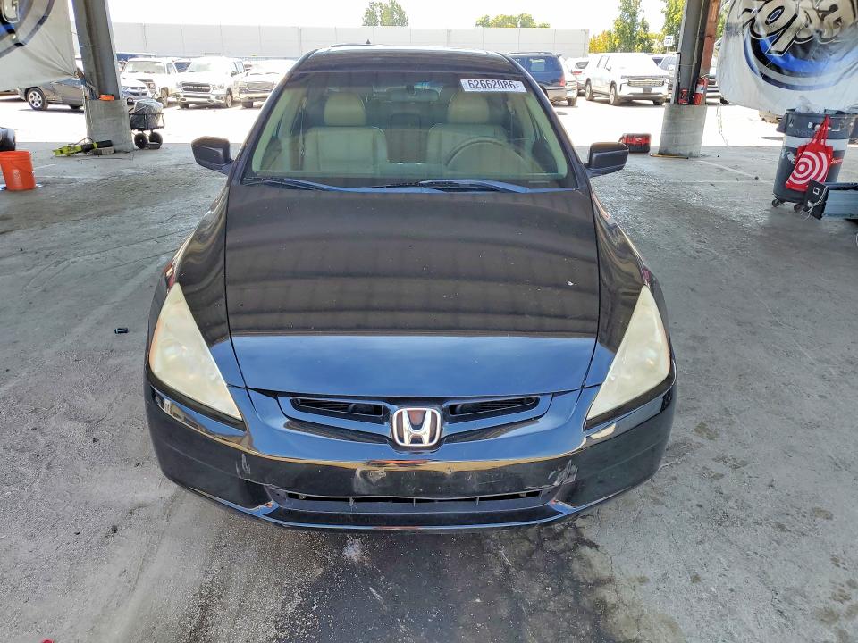 2004 Honda Accord VIN JHMCM56734C019132 COPART salvage auction — MINOR DENT/SCRATCHES, CA - DIS/DLR/EXP ONLY CLEAN TITLE, sold $30 on 2026-07-28 (photo 5)