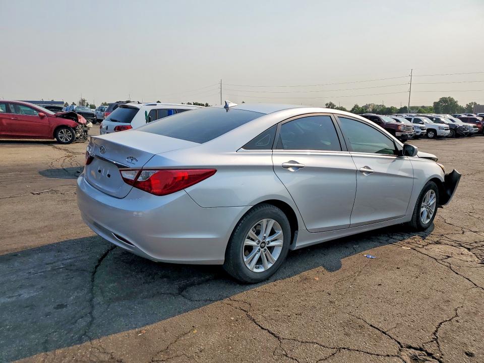 2012 Hyundai Sonata VIN 5NPEB4AC7CH376153 COPART salvage auction — FRONT END, Co - Salvage Title, sold $1,150 on 2026-08-20 (photo 3)