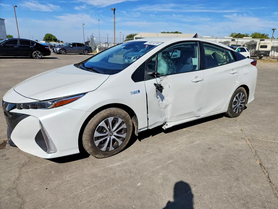 2021 Toyota Prius VIN JTDKAMFP1M3173435 COPART salvage auction — SIDE, CA - SALVAGE CERTIFICATE, sold $3,750 on 2026-07-27 (photo 1)