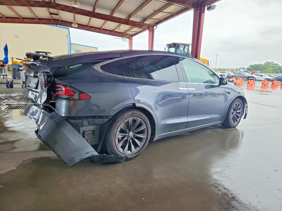 2018 Tesla Model x VIN 5YJXCDE44JF081127 COPART salvage auction — REAR END, Tx - Certificate Of Title, sold $7,700 on 2026-07-27 (photo 3)