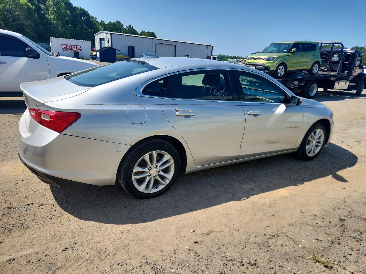 2018 Chevrolet Malibu Limited VIN 1G1ZD5ST1JF207214 COPART salvage auction — Minor Dent/Scratches, LA - PERMIT TO SELL, sold $2,300 on 2026-07-09 (photo 3)