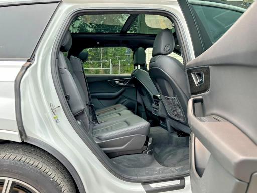 2022 Audi Q7 VIN WA1LXBF74ND009142 COPART salvage auction — MINOR DENT/SCRATCHES, Ma - Certificate Of Title, sold $20,600 on 2026-07-31 (photo 9)