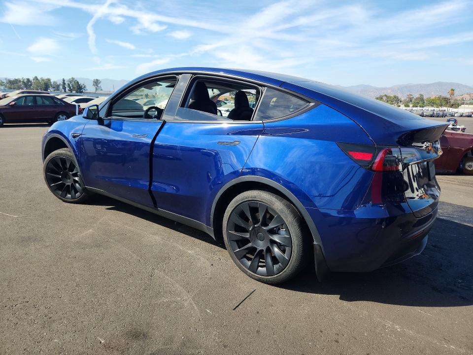 2023 Tesla Model y VIN 7SAYGDEE1PA124414 COPART salvage auction — FRONT END, CA - SALVAGE CERTIFICATE, sold $4,850 on 2026-07-27 (photo 2)
