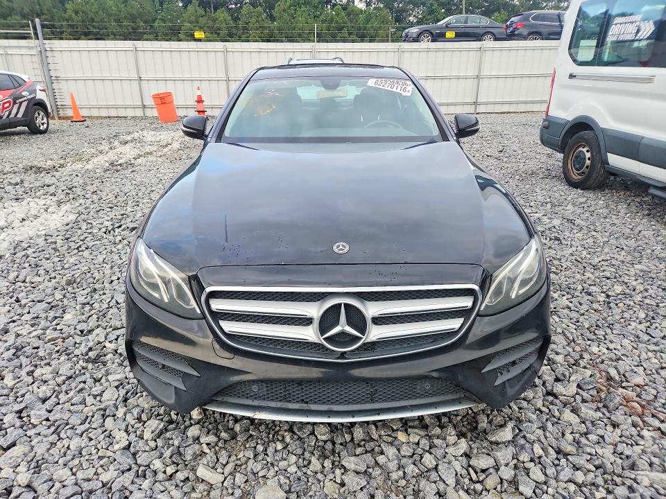 2018 Mercedes-benz E-klasse VIN WDDZF4JB2JA375967 COPART salvage auction — MINOR DENT/SCRATCHES, Ga - Certificate Of Title (P), sold $7,500 on 2026-08-04 (photo 5)