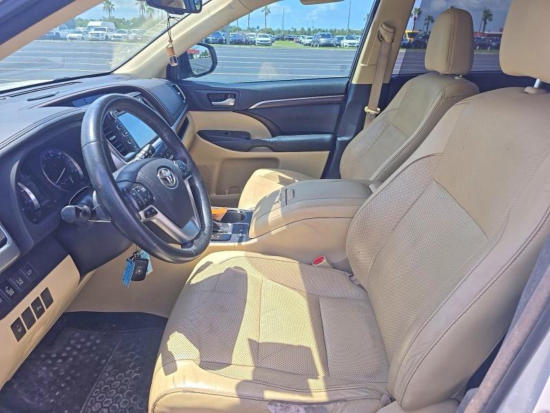 2015 Toyota Highlander VIN 5TDYKRFH9FS097073 COPART salvage auction — MINOR DENT/SCRATCHES, Fl - Certificate Of Title (P), sold $7,900 on 2026-07-28 (photo 5)