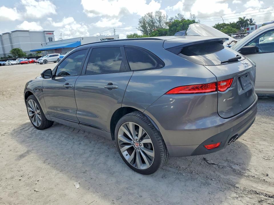 2017 Jaguar F-pace VIN SADCL2BN5HA496416 COPART salvage auction — MINOR DENT/SCRATCHES, IN - CERTIFICATE OF TITLE, sold $3,300 on 2026-07-27 (photo 2)