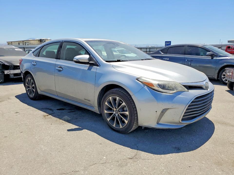 2018 Toyota Avalon hybrid VIN 4T1BD1EB9JU060894 COPART salvage auction — REAR END, Ca - Dis/Dlr/Exp Only Clean Title, sold $2,250 on 2026-07-31 (photo 4)