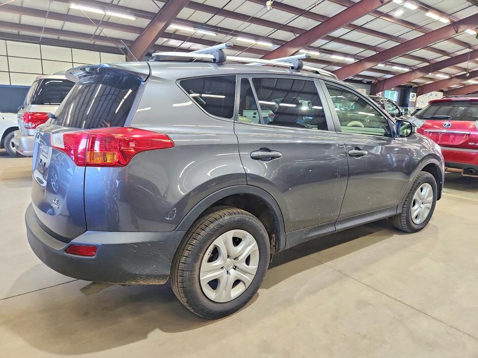 2015 Toyota Rav 4 VIN JTMBFREVXFJ040217 COPART salvage auction — MINOR DENT/SCRATCHES, NH - CERTIFICATE OF TITLE, sold $4,950 on 2026-07-31 (photo 3)