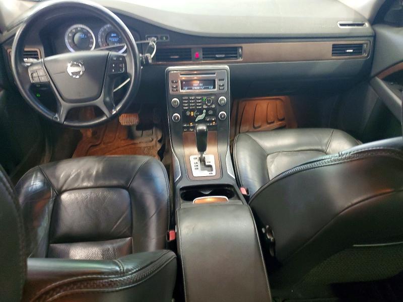 2011 Volvo Xc70 VIN YV4940BZ8B1096347 COPART salvage auction — MINOR DENT/SCRATCHES, VT - CERTIFICATE OF TITLE, sold $200 on 2026-07-27 (photo 8)