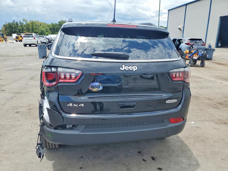 2025 Jeep Compass VIN 3C4NJDBN8ST588206 COPART salvage auction — SIDE, Fl - Cert Of Title Slvg Rebuildable, sold $7,900 on 2026-08-14 (photo 6)