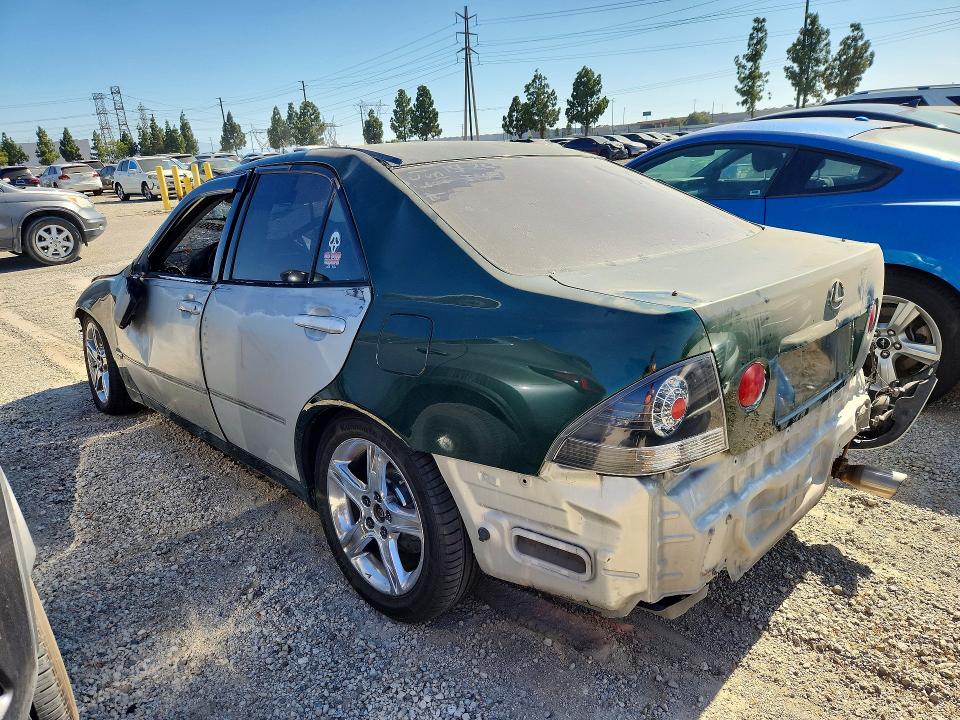 2004 Lexus Is 300 VIN JTHBD192840094124 COPART salvage auction — ROLLOVER, Ca - Salvage Certificate, sold $175 on 2026-07-07 (photo 2)