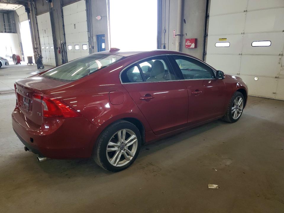 2013 Volvo S60 VIN YV1612FS7D2189455 COPART salvage auction — MINOR DENT/SCRATCHES, Salvage Title, sold $550 on 2026-07-28 (photo 3)
