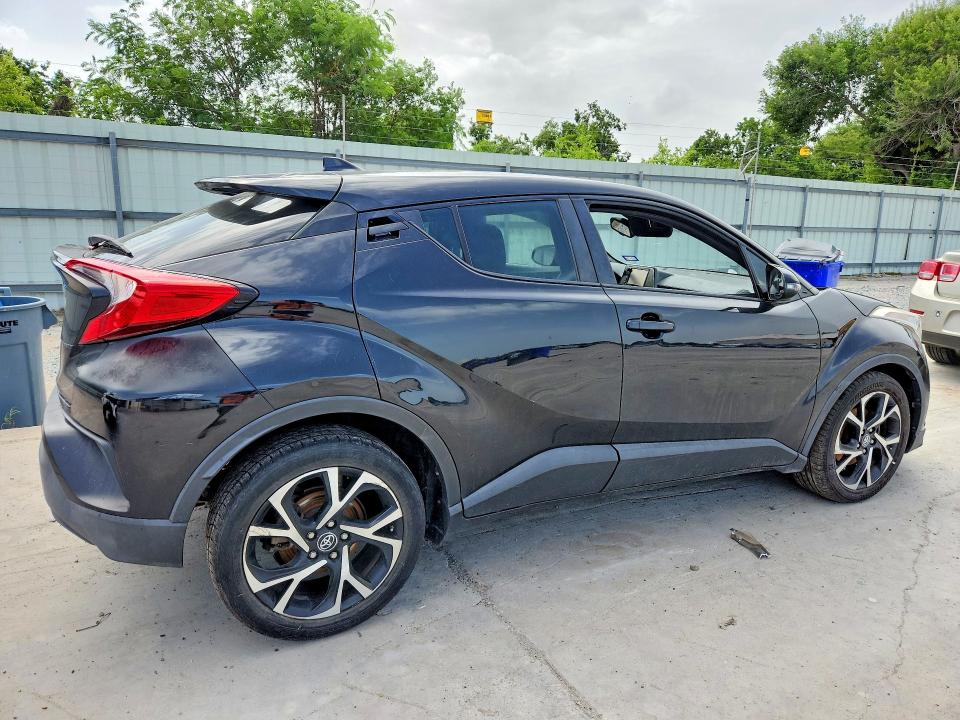 2018 Toyota C-hr VIN JTNKHMBX9J1007281 COPART salvage auction — MINOR DENT/SCRATCHES, TX - CERTIFICATE OF TITLE, sold $4,150 on 2026-07-28 (photo 3)